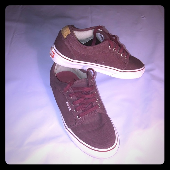 vans chukka low maroon